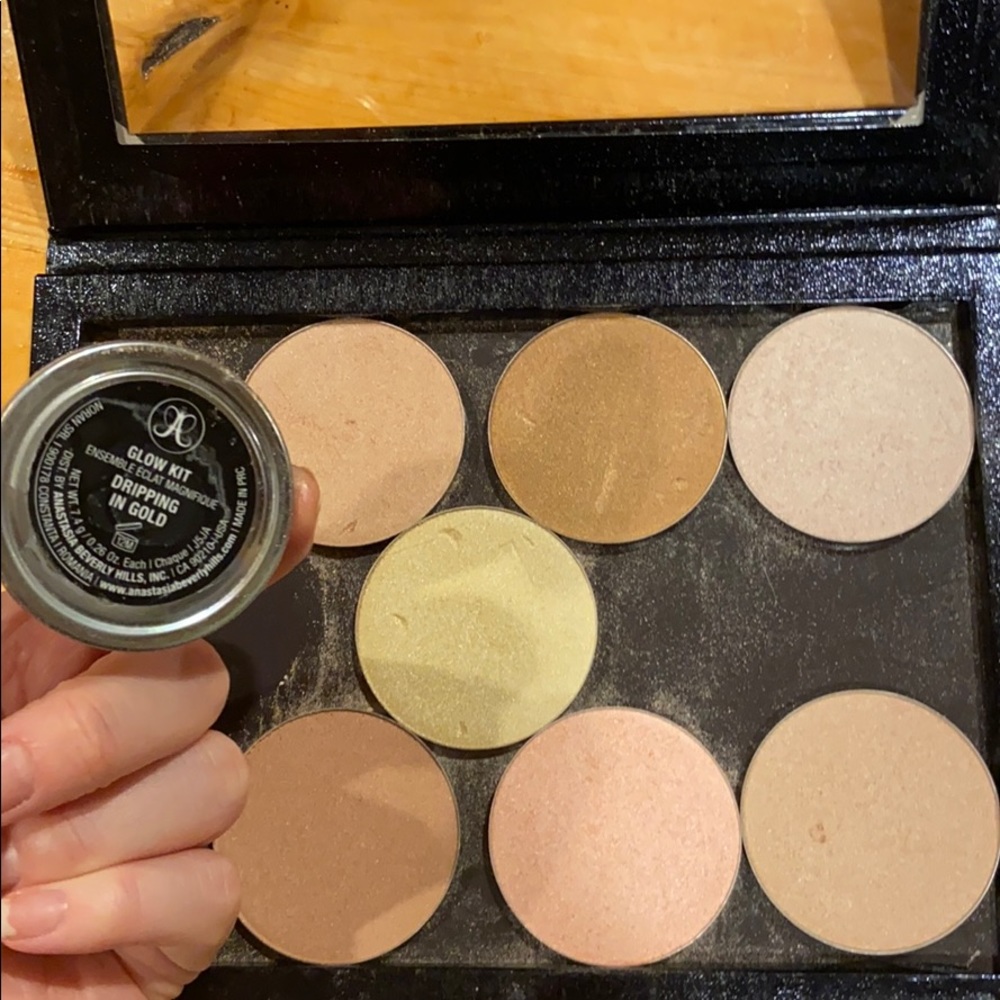 Anastasia Beverly Hills GLOW KIT